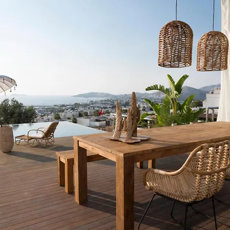 Sleeps 12 Pool Air Con Wifi Turgutreis
